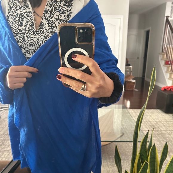 Electric Blue 100 percent wool scarf/wrap - Picture 7 of 7